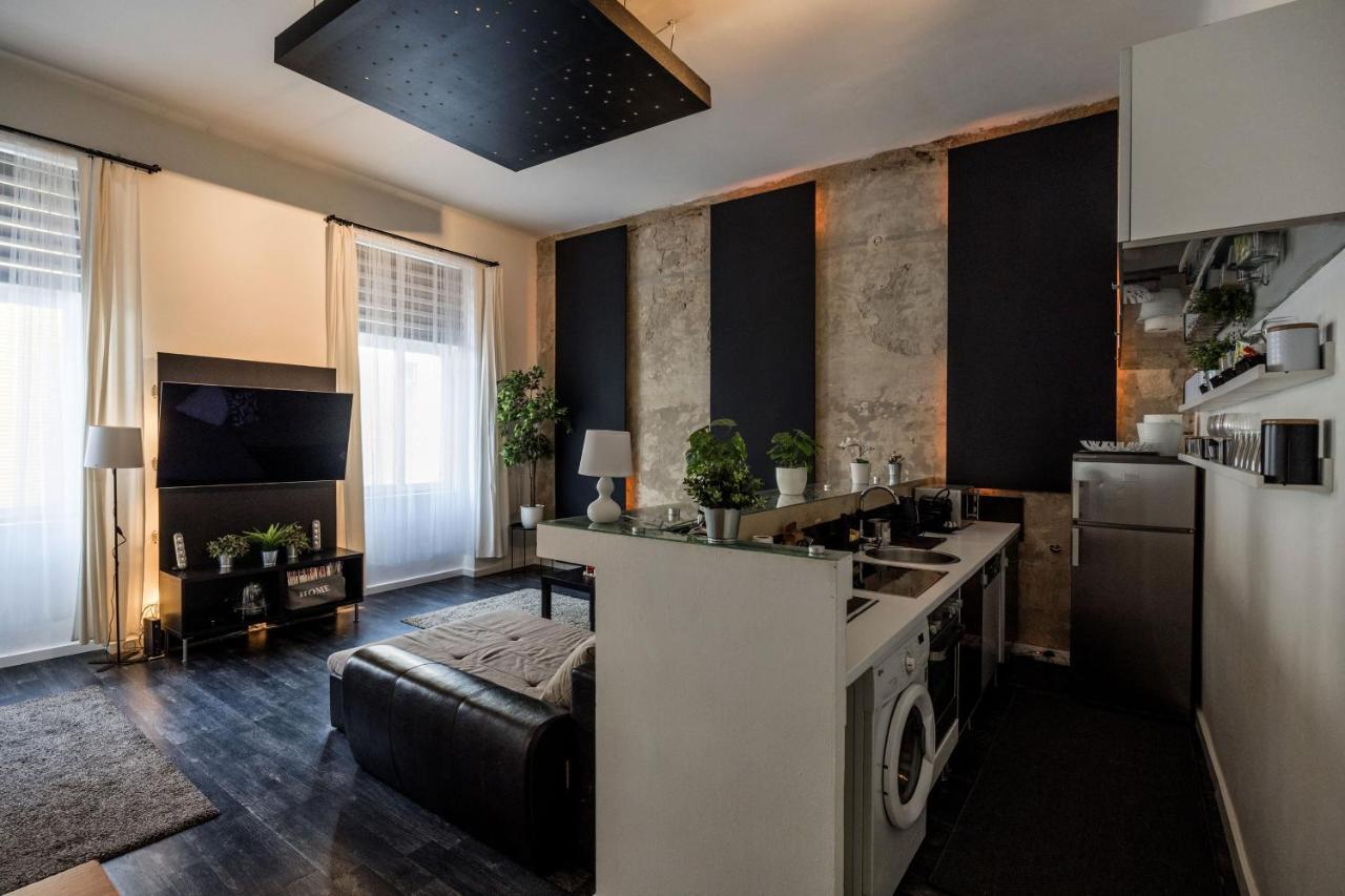 بودابست Spacious Apartment Almassy المظهر الخارجي الصورة